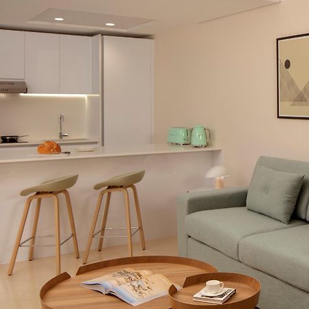 Staybridge Suites Dubai Internet City エクステリア 写真