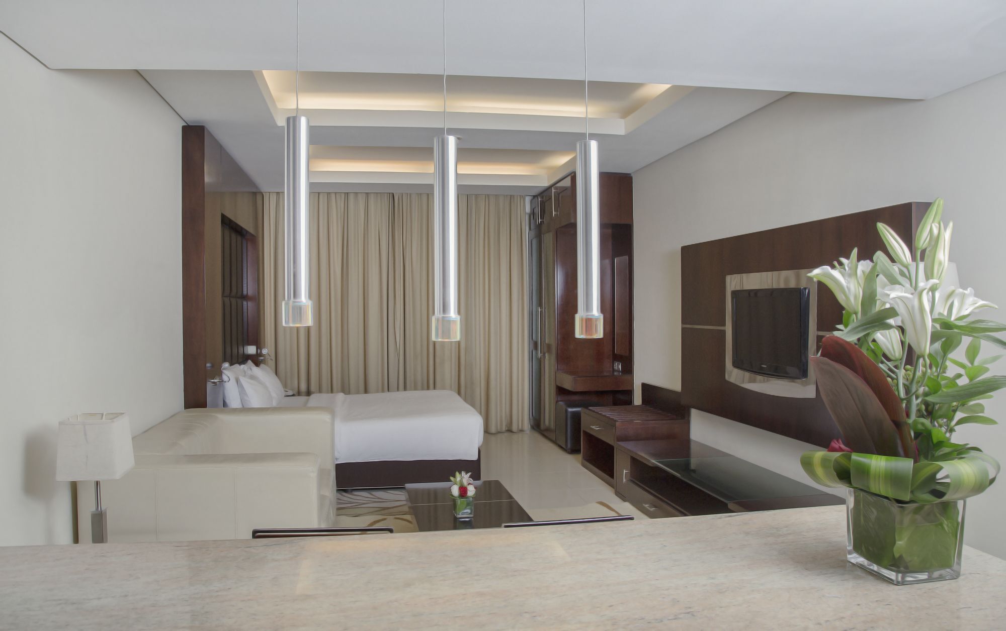 Staybridge Suites Dubai Internet City エクステリア 写真